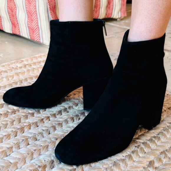 Stuart Weitzman Bacari Suede Chunky Heel Boots - Picture 3 of 12